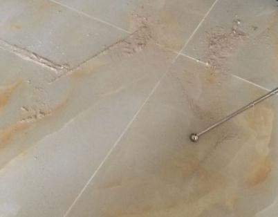 房县瓷砖空鼓维修公司分享粘合剂选择不当在瓷砖铺贴过程中可能导致以下问题